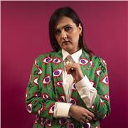 Sono una vocal coach con esperienza live e studio.
Impartisco lezioni(di persona, online k a domicilio) di teoria musicale e solfeggio base e tecniche vocali per il canto pop/rock. L'approccio è individuale e personalizzato in base alle esigenze